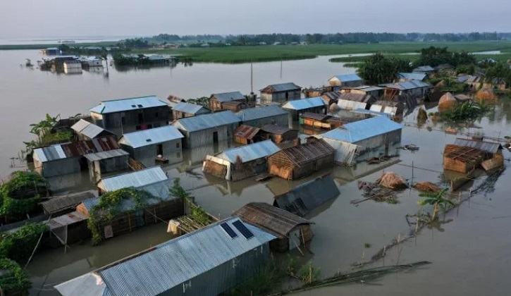 ভারী বৃষ্টিপাতের পূর্বাভাস, ৮ জেলায় বন্যার শঙ্কা